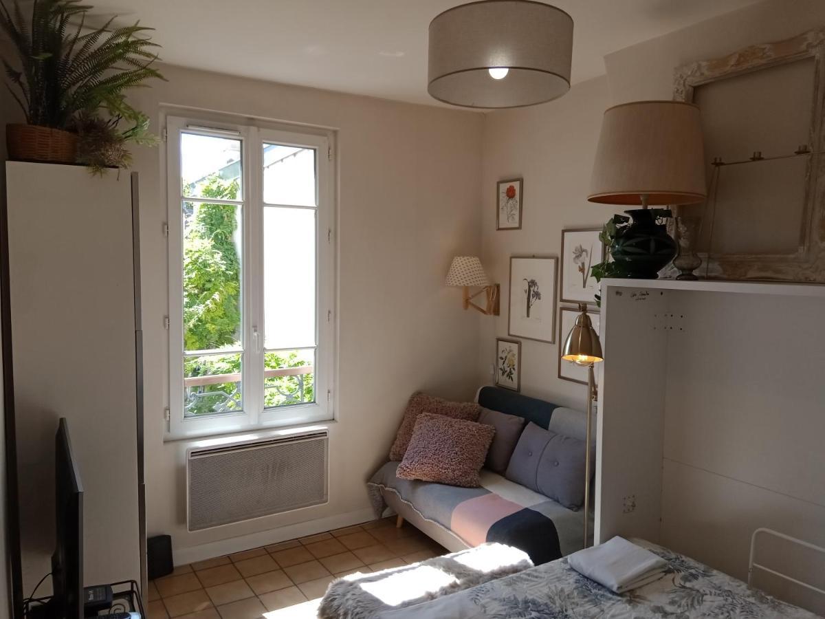 Paris Authentic House Small, Bright And Calm Studio Buitenkant foto