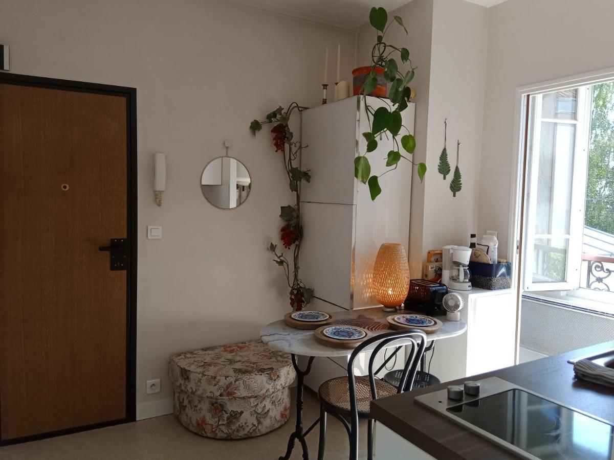 Paris Authentic House Small, Bright And Calm Studio Buitenkant foto