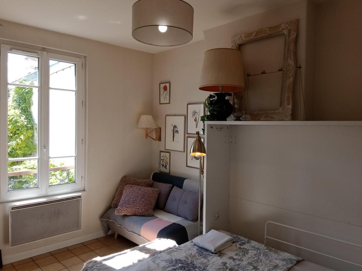 Paris Authentic House Small, Bright And Calm Studio Buitenkant foto
